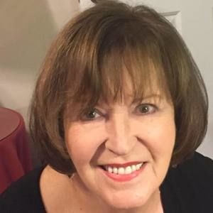 Meet your Posher, Bobbie